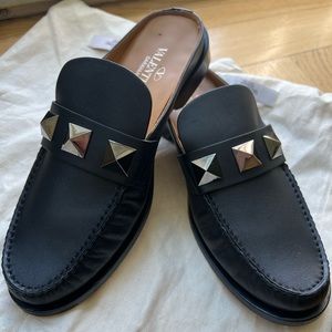 Pre-owned Valentino Garavani Black Studded Ankle Open Loafers - 41 1/2- Men-USED